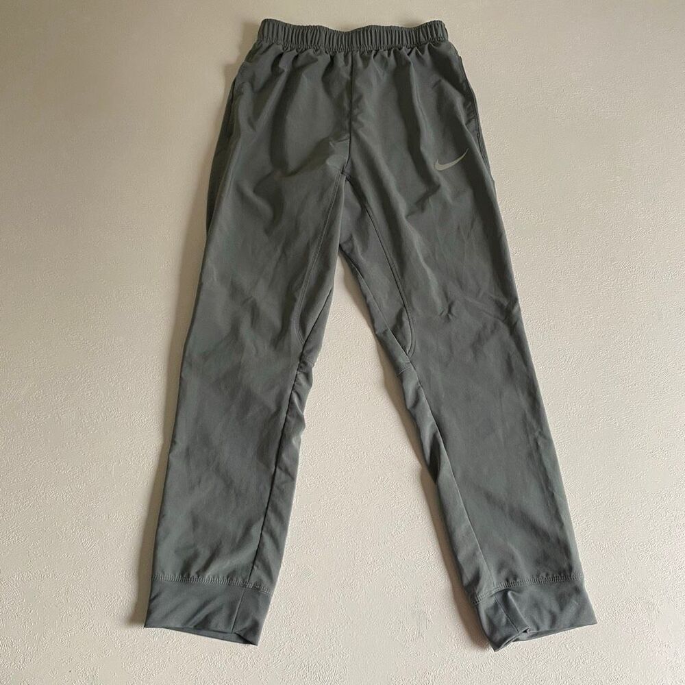 Nike Gray Joggers Men’s Medium Athletic Training Pants Stretch